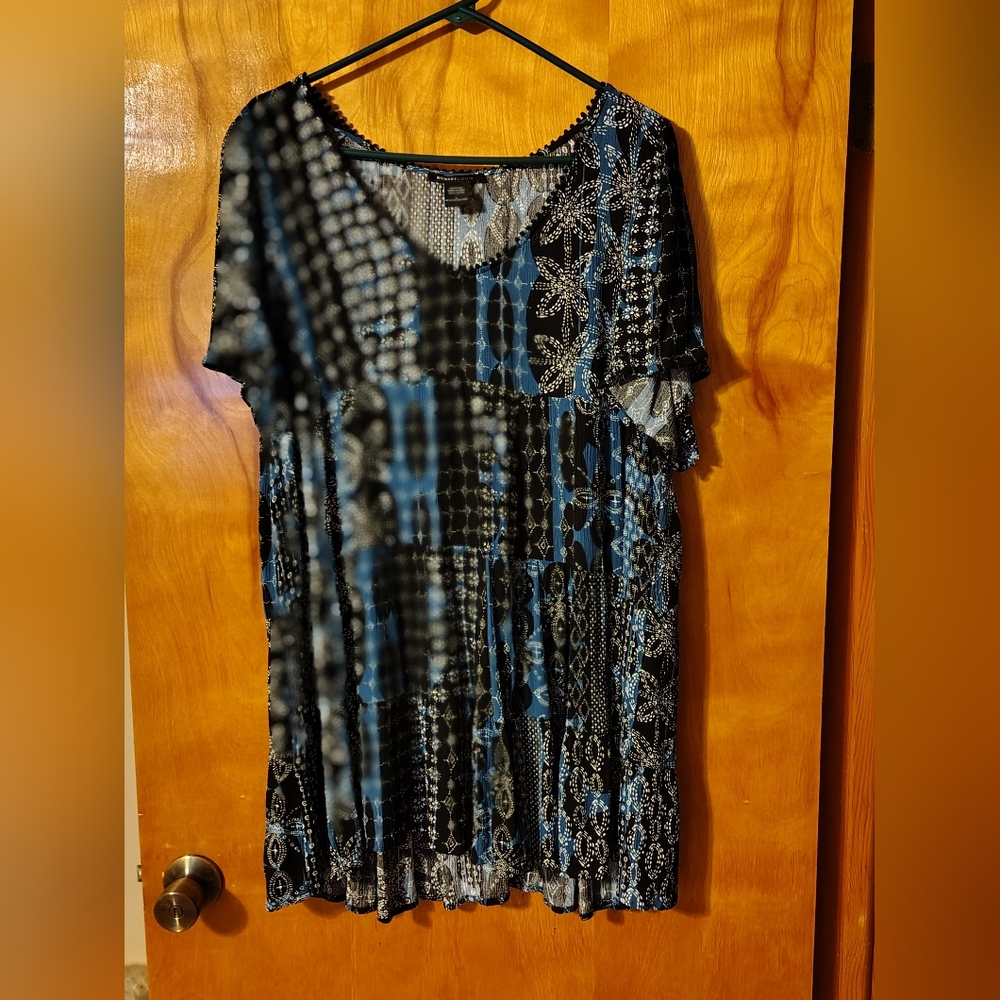 Robert Louis woman's ,Blue and Black Patterned Dress, Size L